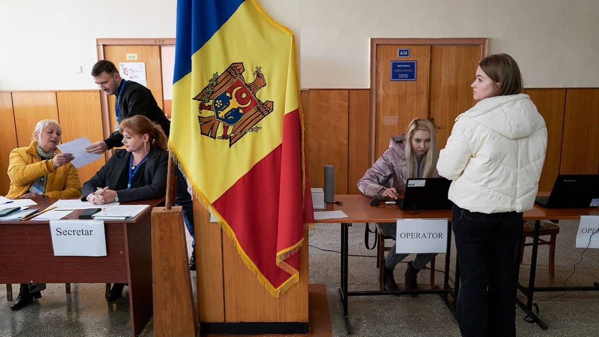У Молдові на виборах президента лідирує Санду – ЦВК опрацювала понад  95% протоколів