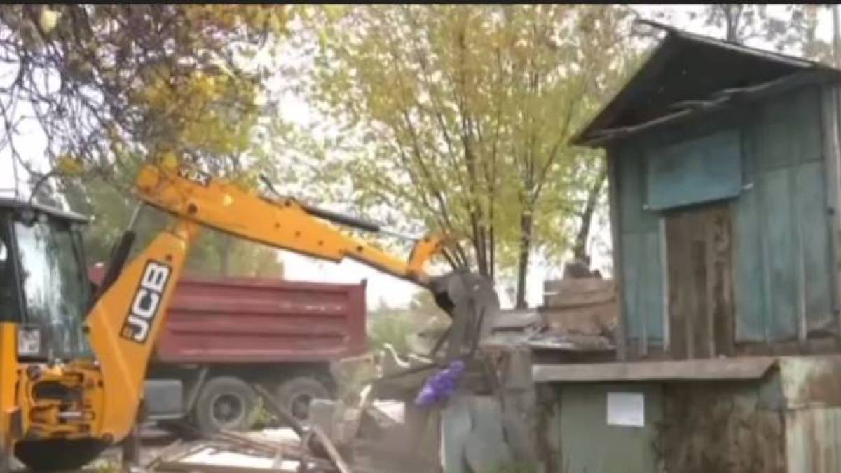 У Хортицькому районі Запоріжжя ліквідують масштабне звалище – відео