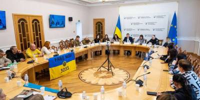 Омбудсман України зустрівся із членами сімей полонених бійців запорізької бригади НГУ