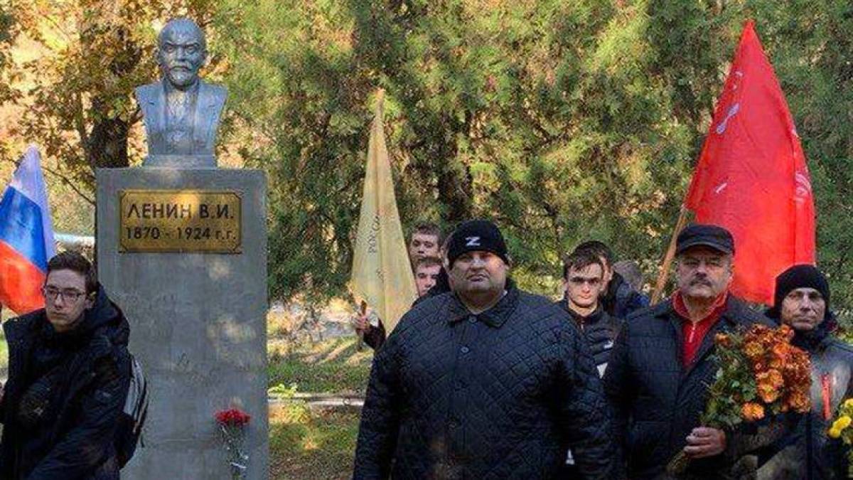 В окупованому Бердянську все стабільно йде назад – з леніним на чолі