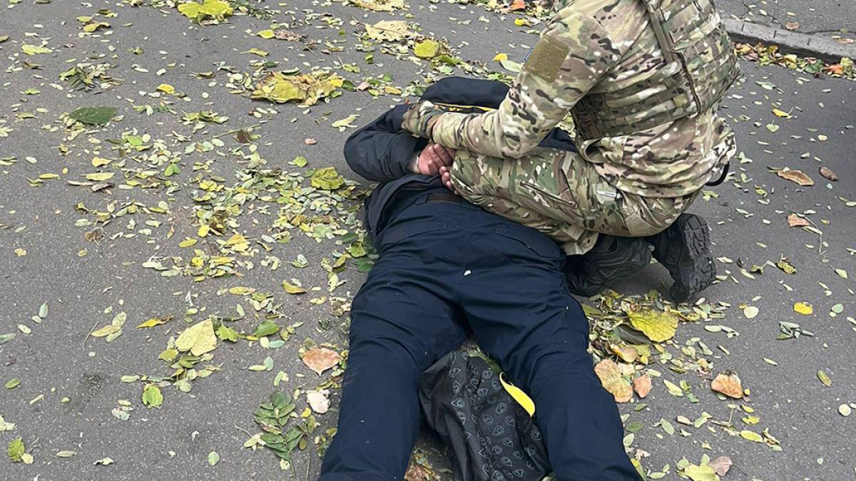 У Запоріжжі офіцера ДСНС підозрюють у торгівлі наркотиками