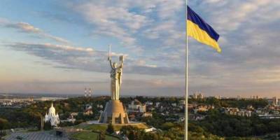 Найбільший прапор України знімуть на час ремонту флагштока