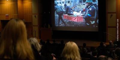 Стрічка «20 днів у Маріуполі» відзначена нагородами British Documentary Awards