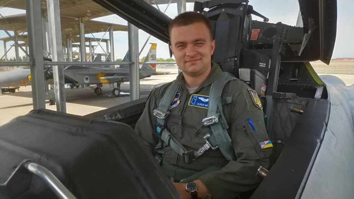 ДБР розслідує обставини катастрофи винищувача F-16: призначені 11 судових експертиз