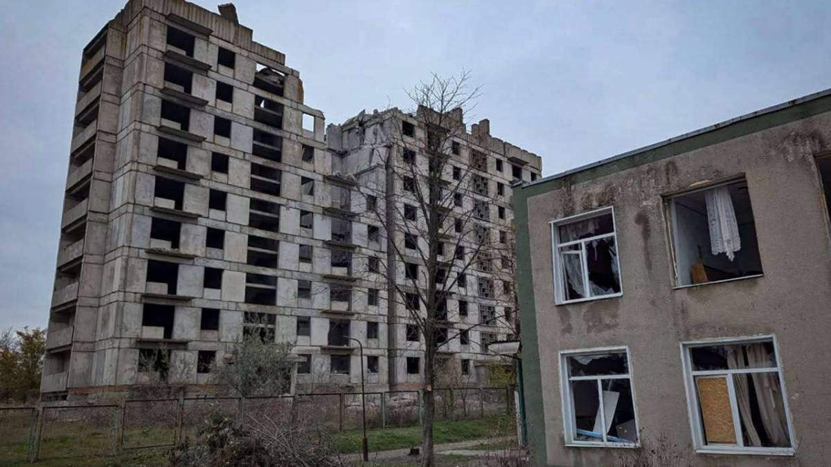 У результаті ворожих атак на Запоріжжі загинула людина – наслідки воєнних злочинів задокументували поліцейські