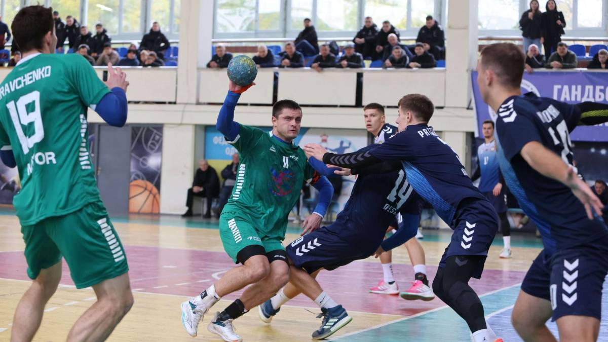 Запорізький «Мотор» знову перший в чемпіонаті України з гандболу