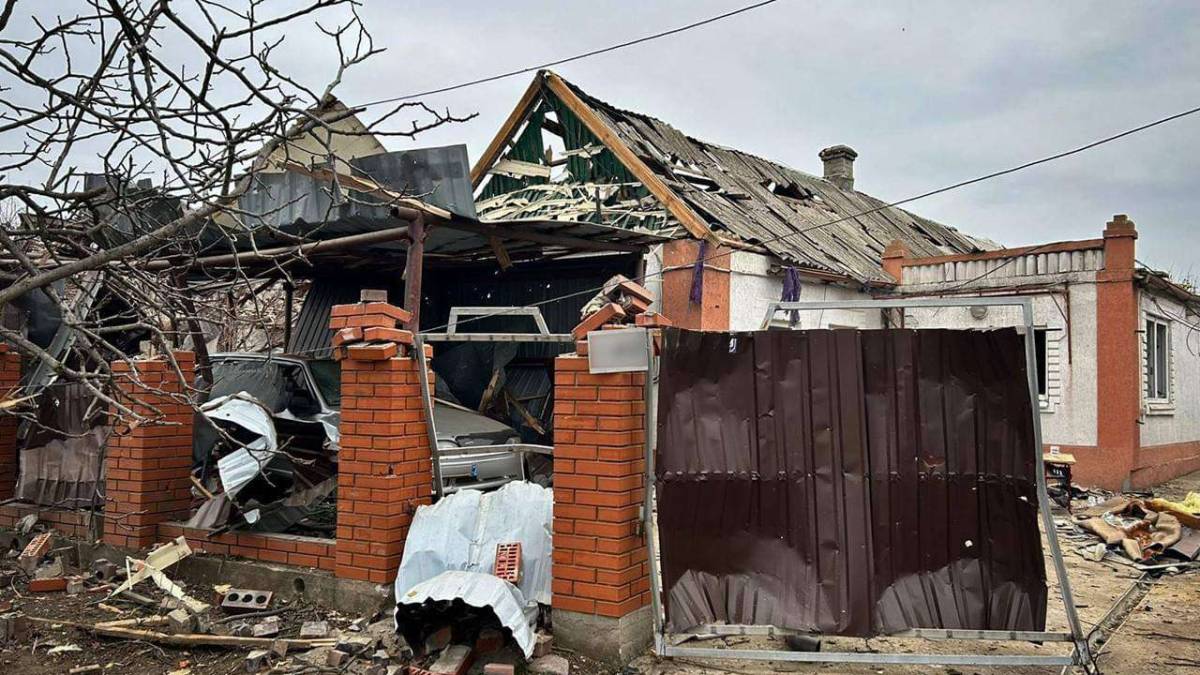 Чоловіки 18 та 59 років поранені під час ворожих ударів по Запоріжжю