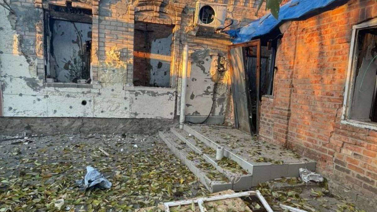 Чоловіки 18 та 59 років поранені під час ворожих ударів по Запоріжжю