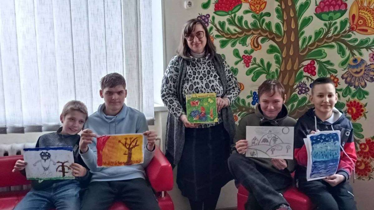 Як виглядає кольоротерапія у бібліотеці «Юний читач»
