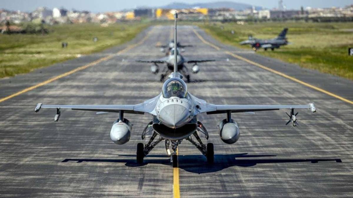 Нідерланди передали останні F-16 до Румунії для навчань, зокрема, й українців