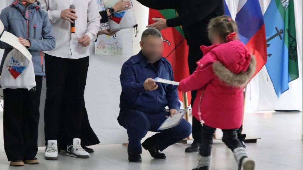 Намалюй агресора: пропагандистській конкурс малюнку від окупаційної прокуратури для дітей-сиріт в Бердянську
