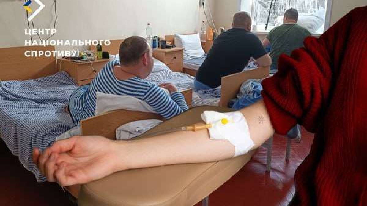 Окупанти змушують українців ставати донорами для армії рф
