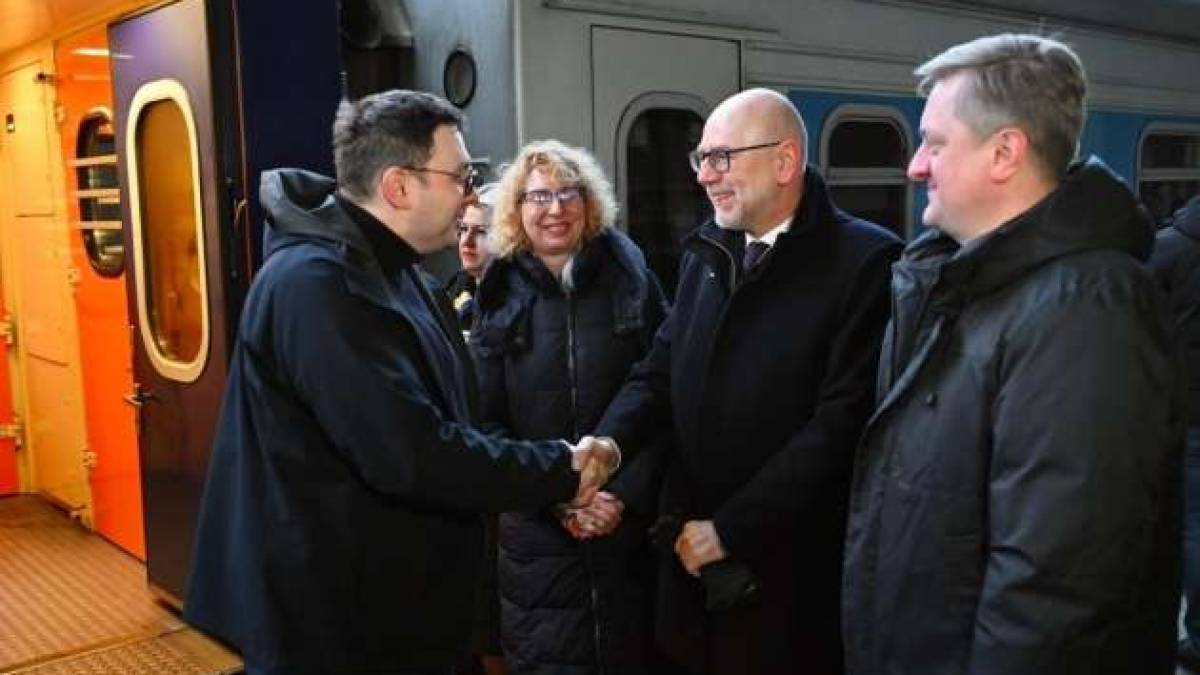 Глава МЗС Чехії прибув до Києва