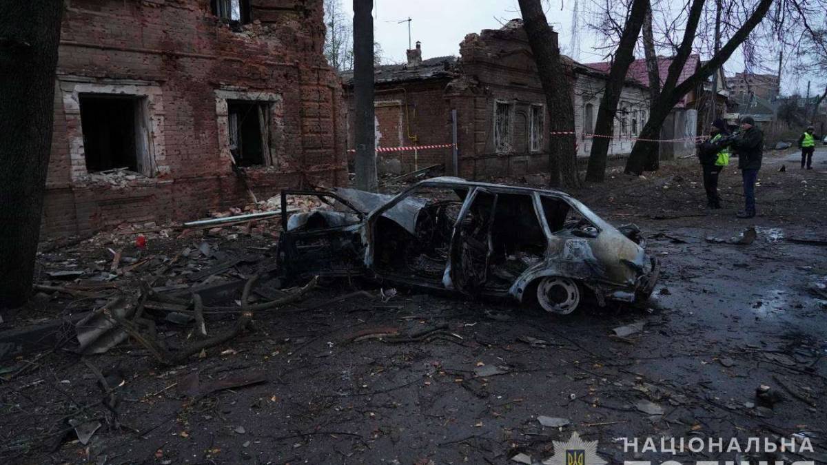 Житловий квартал у Сумах атаковано трьома 3 дронами-камікадзе, пошкоджено 12 багатоповерхівок