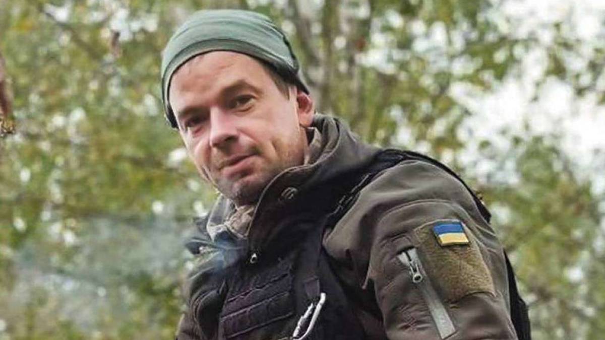 Петицію про присвоєння звання Героя загиблому на Запоріжжі бійцю з позивним Спайс передано Президенту