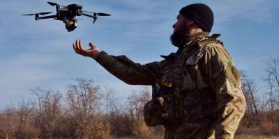 Захисники запорізького краю вчаться працювати з дронами (фото)