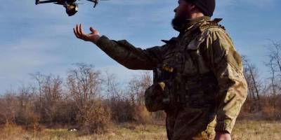 Захисники запорізького краю вчаться працювати з дронами (фото)
