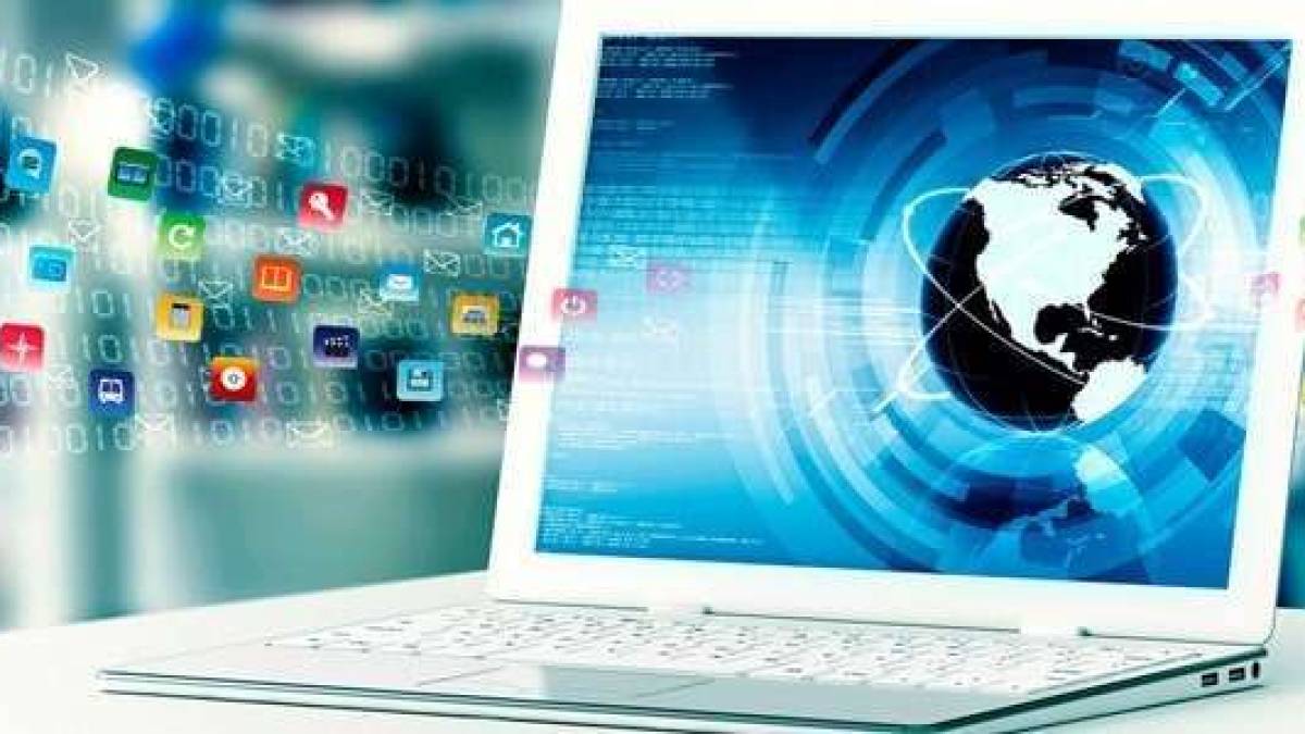 Запорізька журналістка створила в Чехії потужний сайт