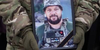 У Новосілках попрощались з учасником бойових дій, який загинув у Запоріжжі