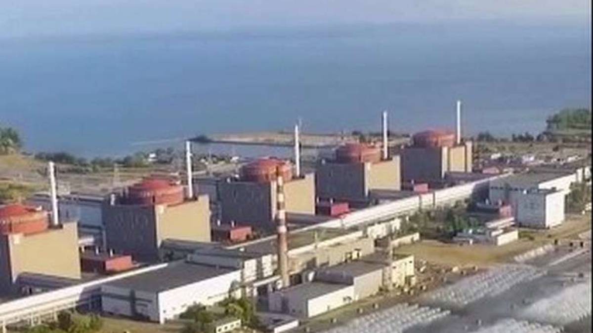 Росія шантажує світ загрозою катастрофи на Запорізькій АЕС: Володимир Зеленський