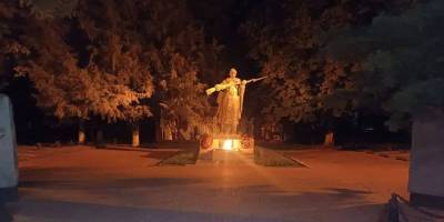 Окупанти засудили приморця, який спалив у Вічному вогні квіти