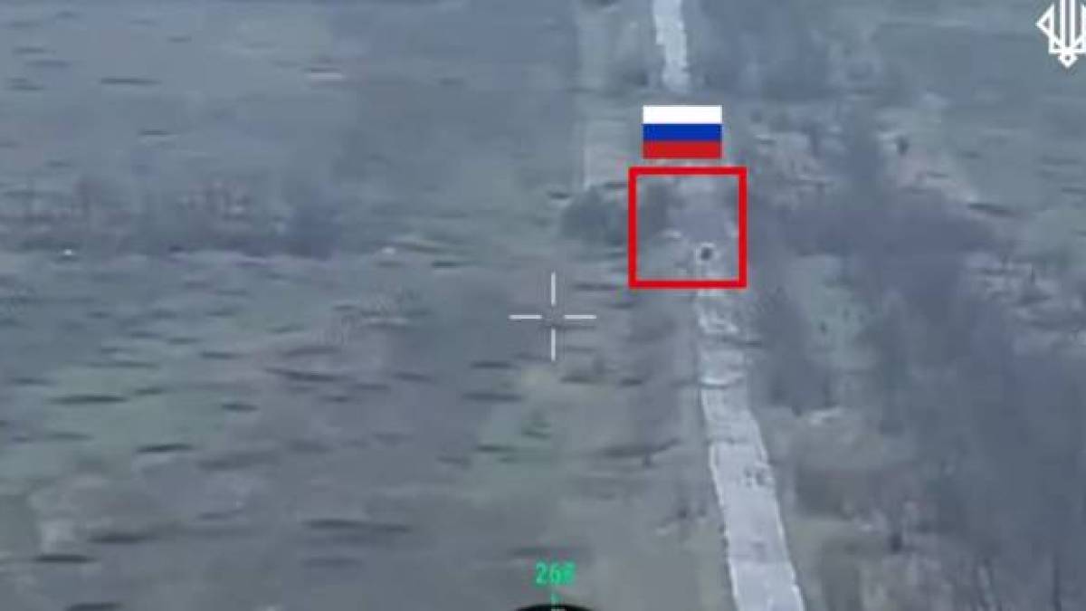 На Запорізькому напрямку нацгвардійці знищили ворожу групу, яку привезли на штурм у гольф-карі і “Жигулях” (відео)