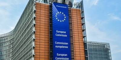 Єврокомісія почне виплачувати Україні кредит в EUR18,1 млрд з початку січня