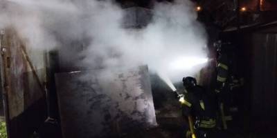 Вночі рятувальники ліквідували наслідки обстрілів у Запоріжжі