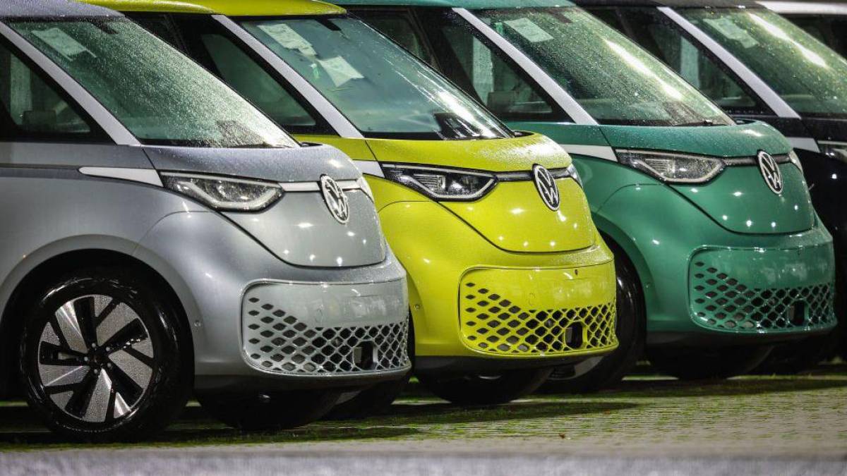 Volkswagen зарплату не зменшить, але 35 тисяч працівників звільнить. Поступово