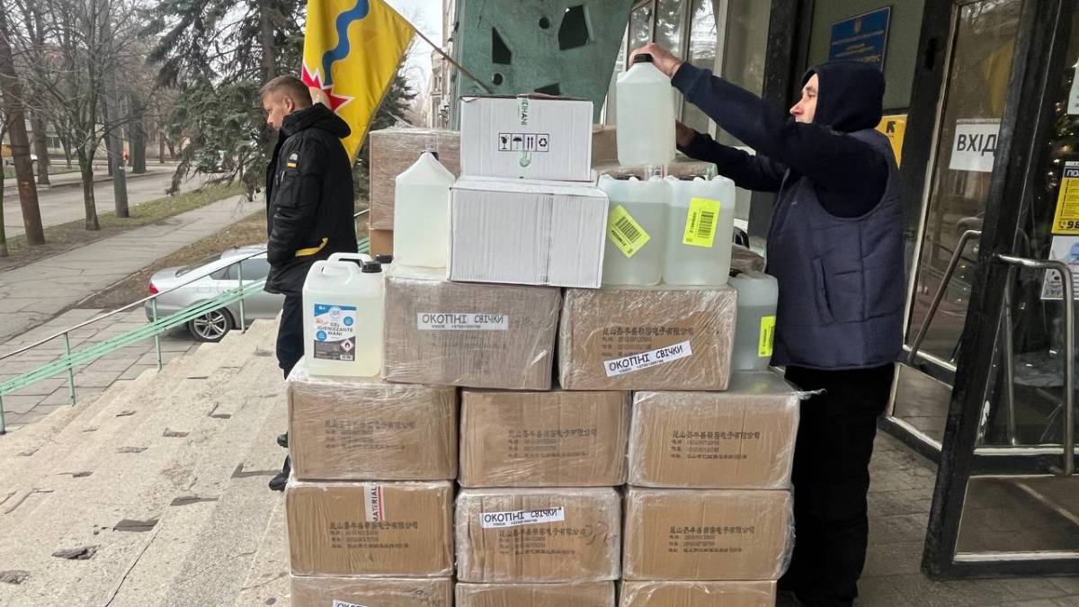 Енергодарські волонтери передали допомогу захисникам Запоріжжя