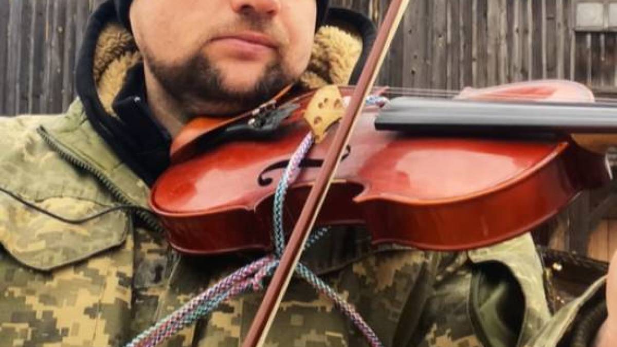 У Запоріжжі та Рівному встановили незвичайні Різдвяні вертепи