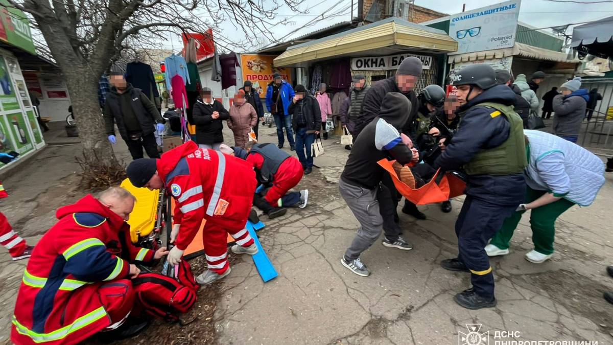 росіяни атакували дроном ринок у Нікополі, шестеро поранених (оновлено)