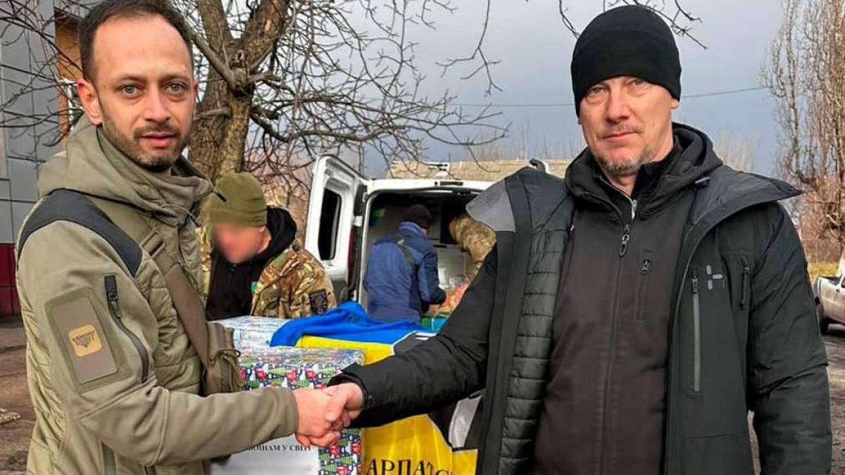 На Запоріжжі гімназія прифронтового селища провела акцію «Привітай наших захисників»