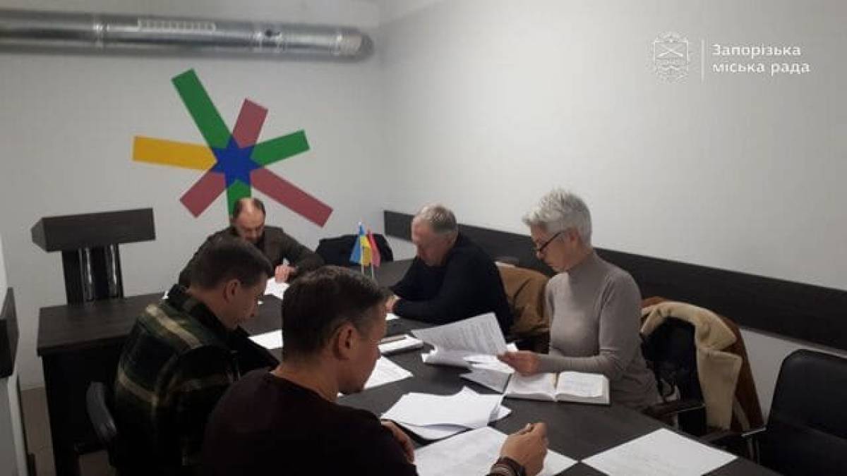 У Запоріжжі примусово демонтували 83 незаконні тимчасові споруди