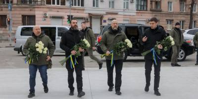 У Запоріжжі Прем’єр-міністр Денис Шмигаль вшанував пам’ять загиблих героїв