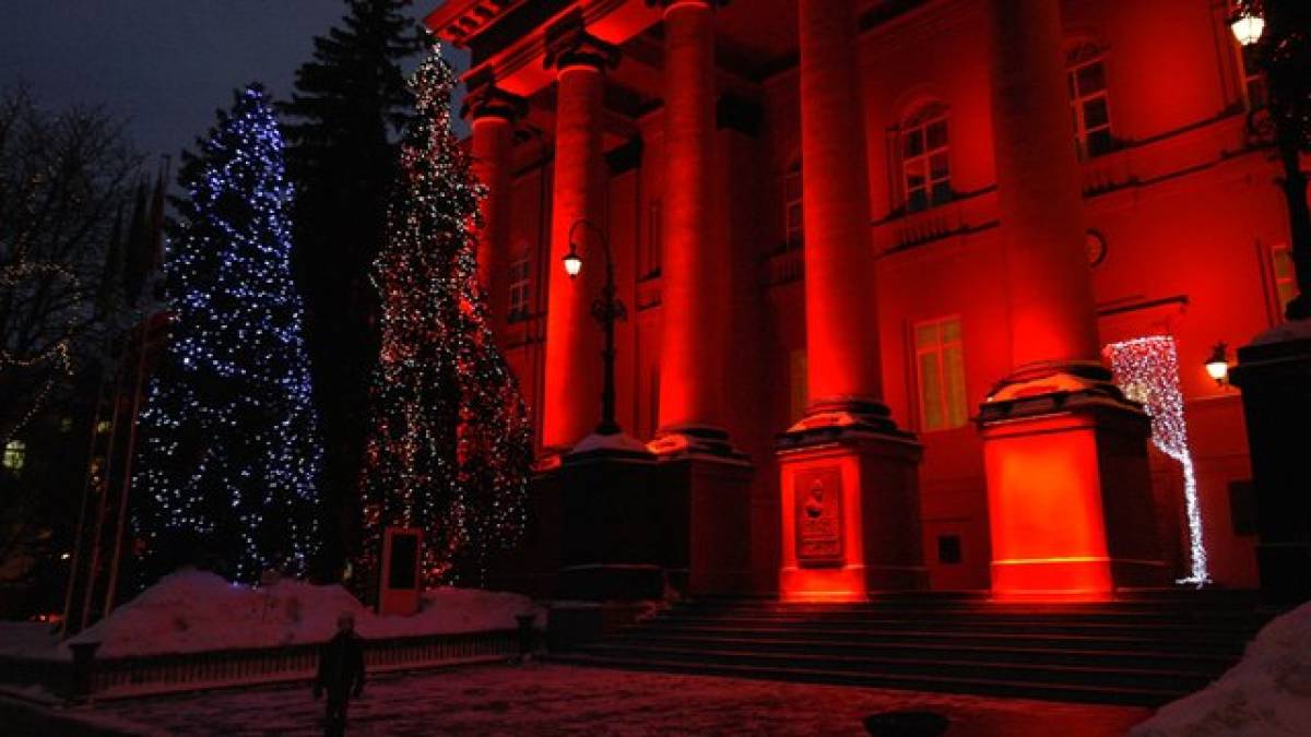 Университет Шевченко расторг контракт с профессором Василенко, который попал в скандал