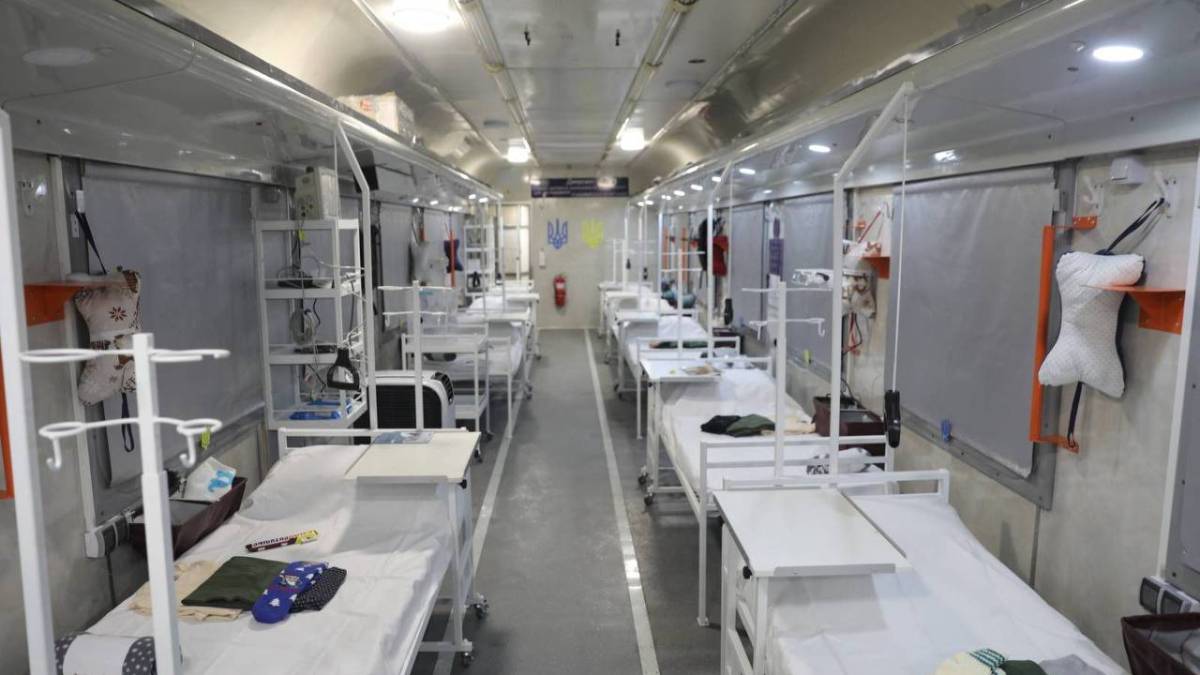 “Укрзалізниця” сформувала ще один медичний поїзд для евакуації поранених