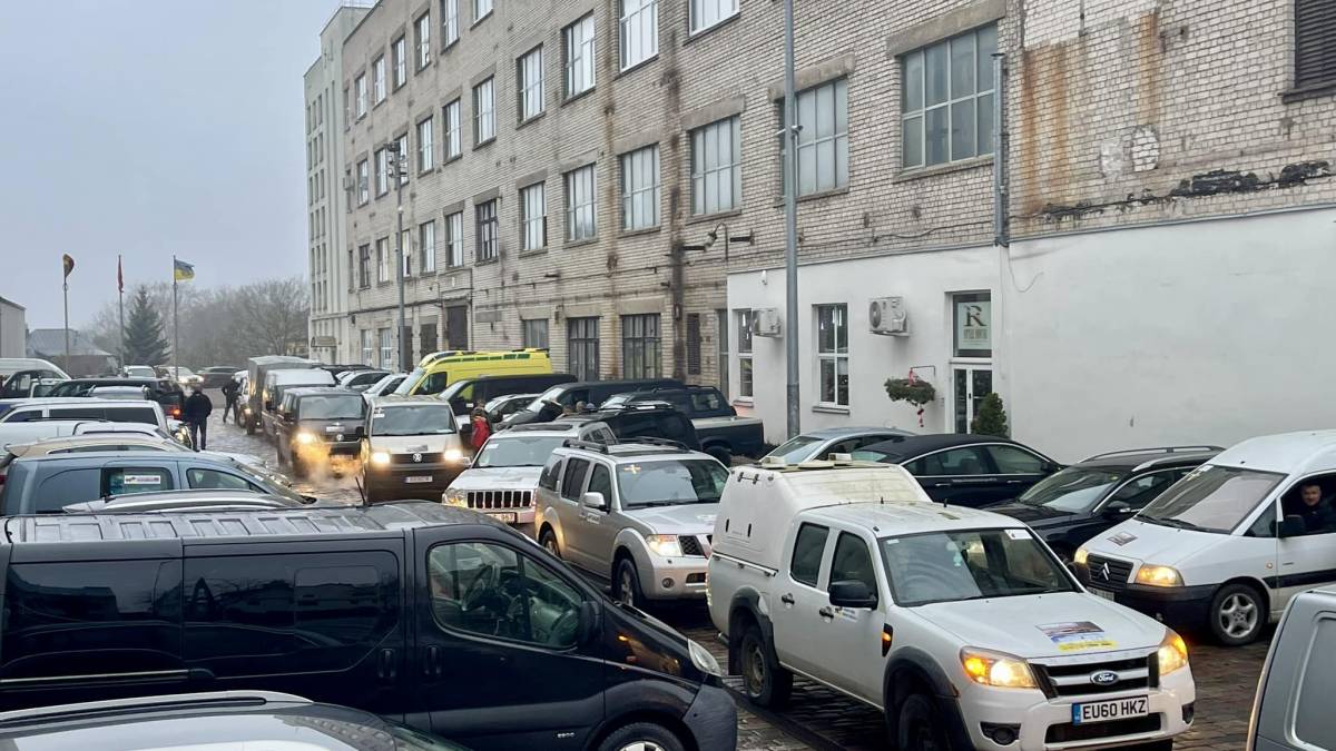 З Литви відправили гуманітарний конвой для захисників України