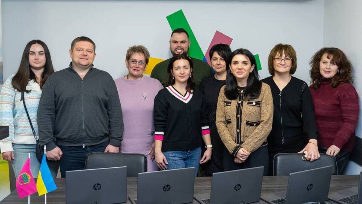 Інклюзивно-ресурсні центри Запоріжжя та області отримали 15 ноутбуків від міжнародних організацій