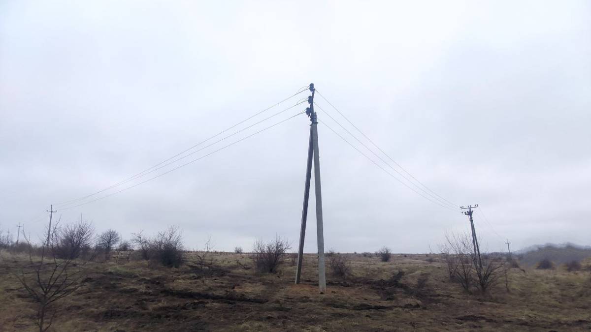 На Запоріжжі енергетики побудували нову повітряну лінію електропередачі