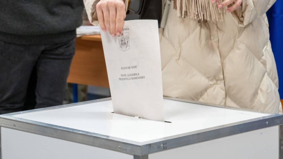 Румунія обрала дату повторних виборів президента