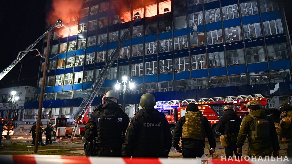 Атака рф на Запоріжжя: 13 загиблих, десятки поранених – поліція документує злочини (ВІДЕО)