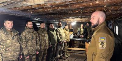 Запорізьким гвардійцям вручили нагороди на передовій