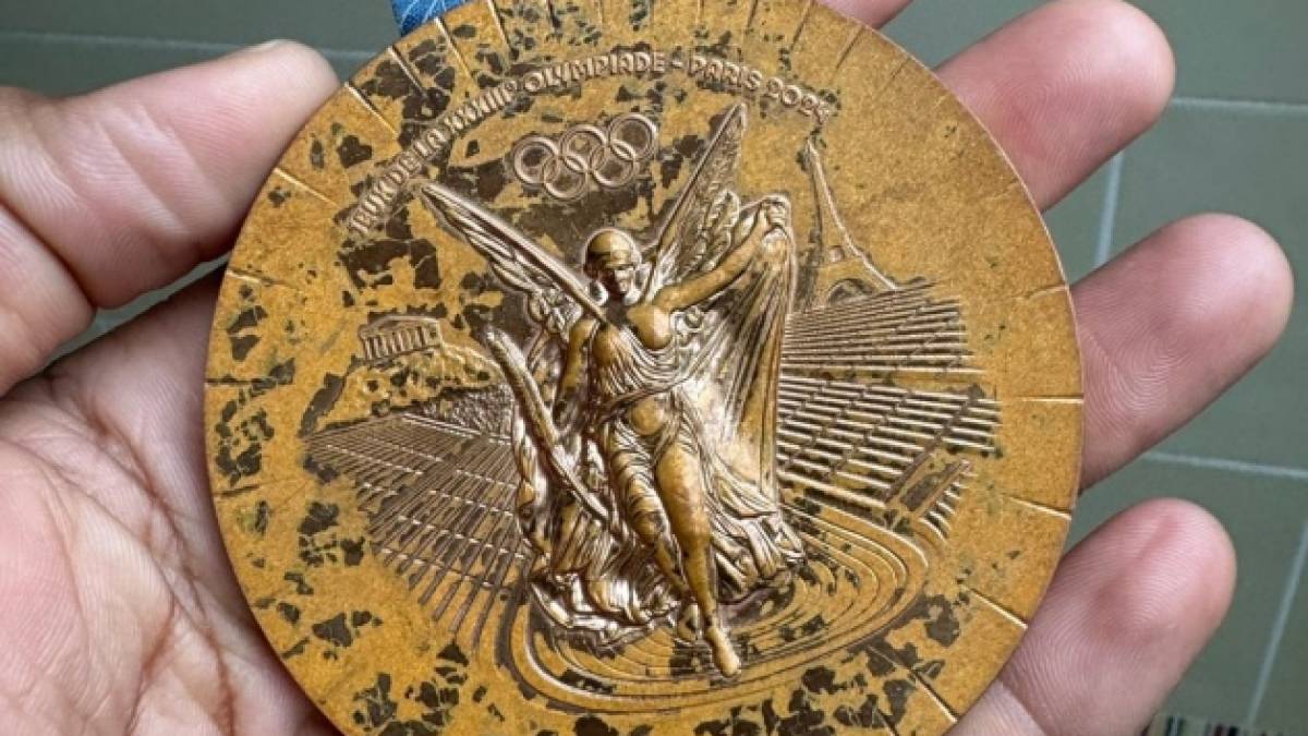 У Франції  скандал із поверненням «неякісних» медалей Олімпіади