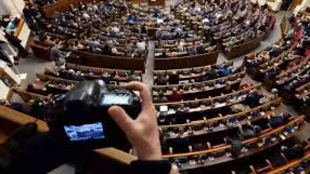 Влада допустила журналістів на засідання Верховної Ради
