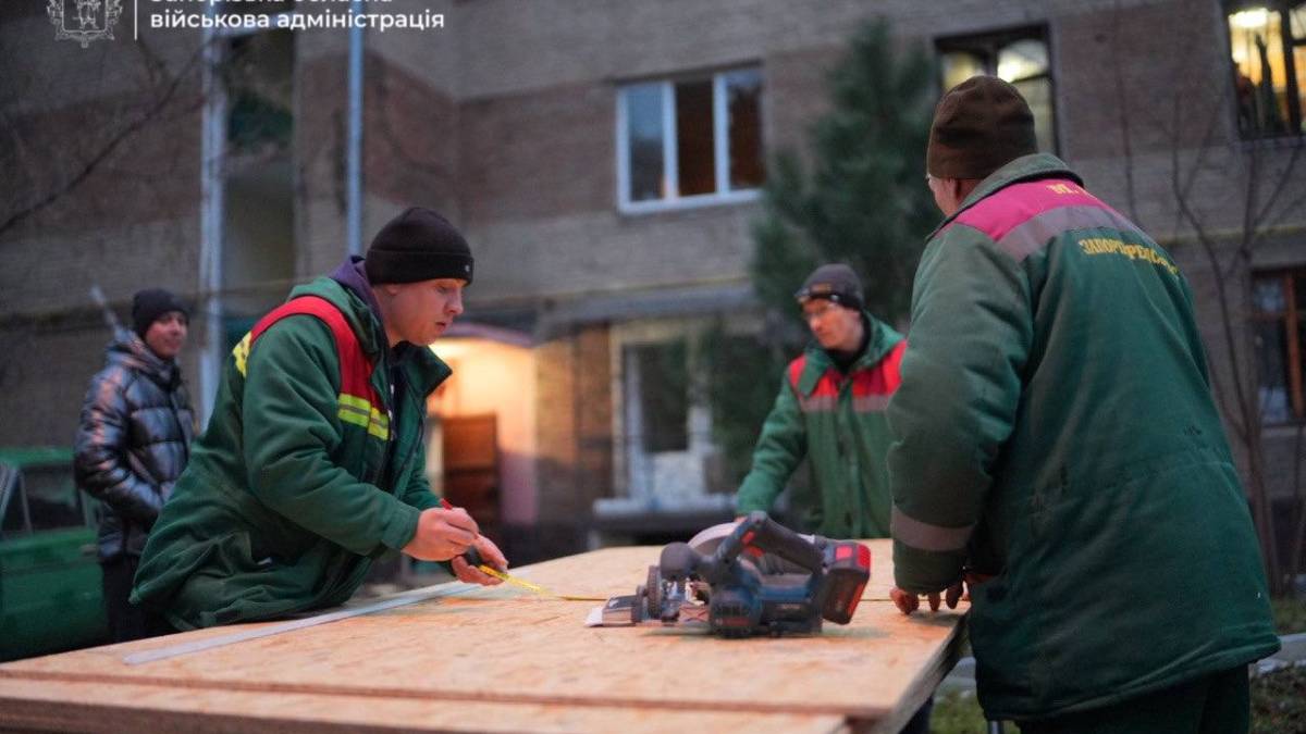 На місці ворожих ударів працюють відповідні служби