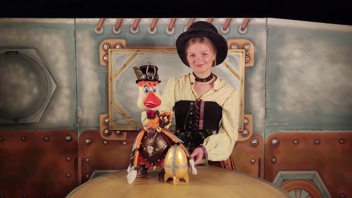 &laquo;Курочка Ряба in steampank show&raquo;