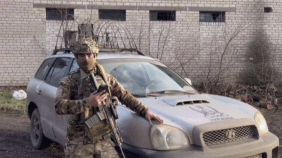 Аеророзвідникам із Запорізького напрямку купили автомобіль підписники популярного пабліка
