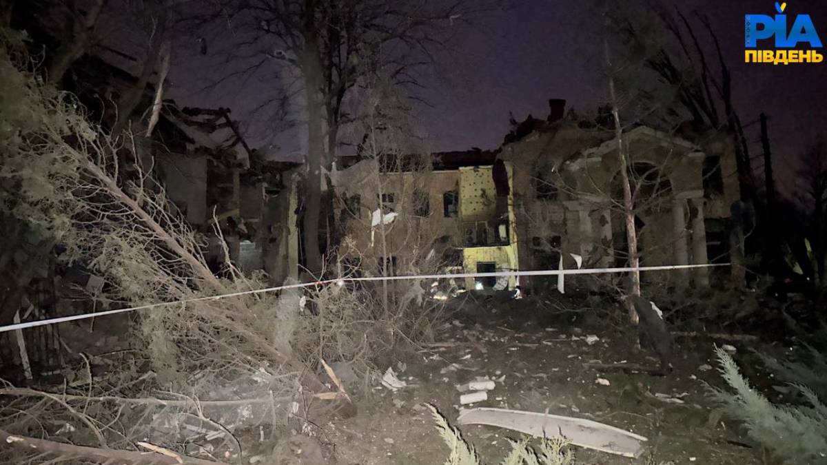 Ще наслідки ракетного обстрілу Запоріжжя
