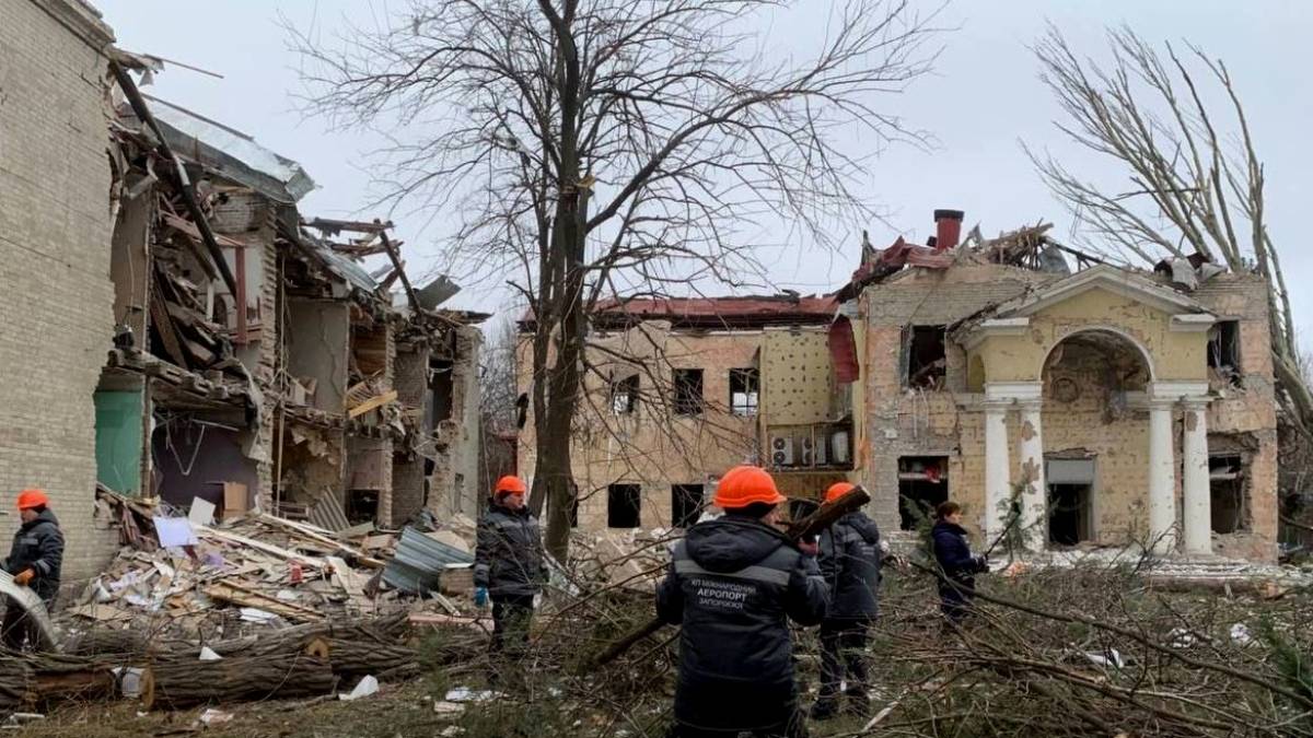 Запорізькі енергетики тримають свій фронт